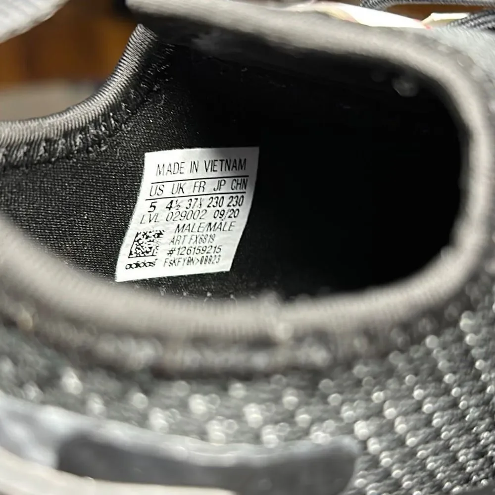 Adidas x NASA NMD R1 Spectoo‎